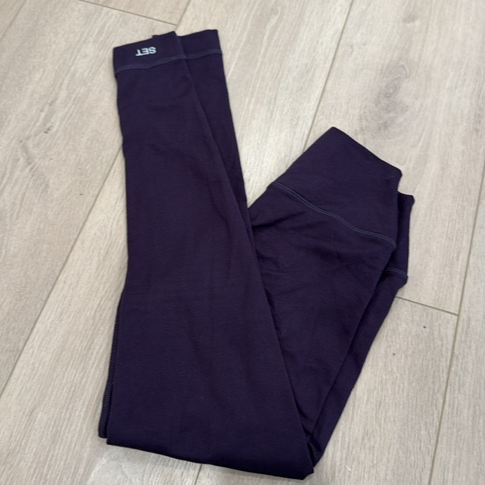SET Active formcloud leggings in plum - womens size xs - Picture 2 of 6